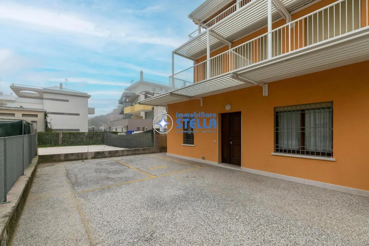 Villa Giglio Lido di Jesolo 0*,